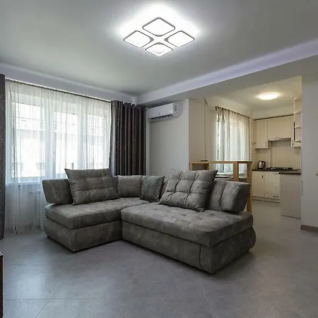 Apartment On Peremohy Ave 20 基輔 外观 照片