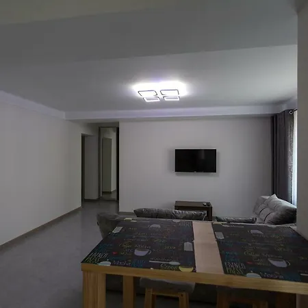 Apartment On Peremohy Ave 20 基輔 外观 照片